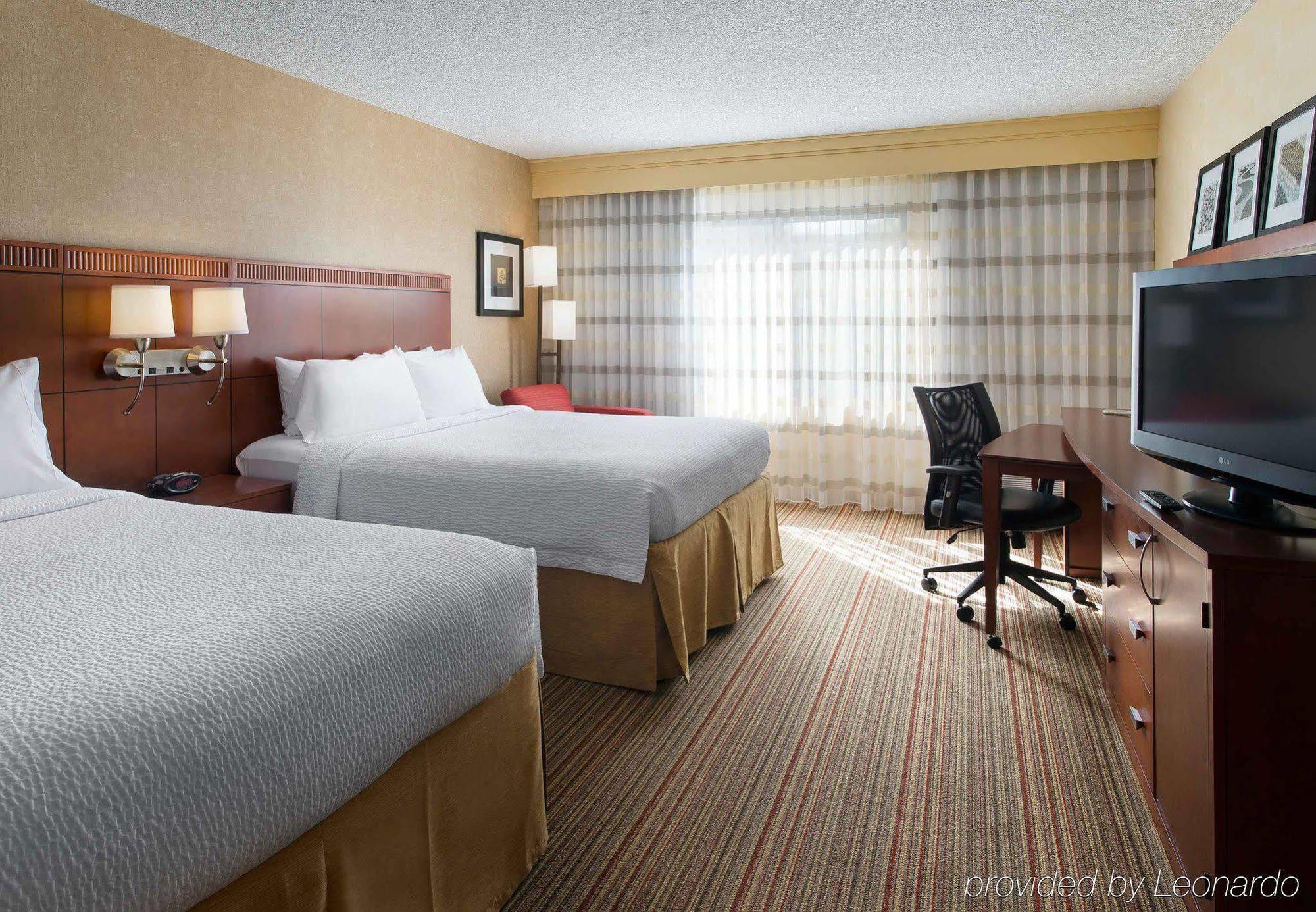 Courtyard Sacramento Airport Natomas Otel Dış mekan fotoğraf